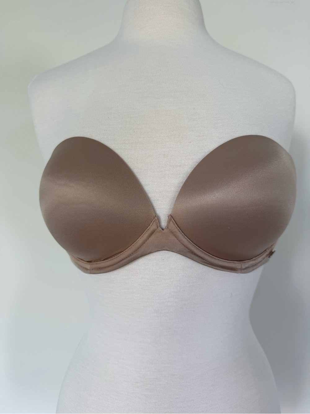 Women's Victoria Secret Very Sexy Multiway Bra Size 34 C Nude